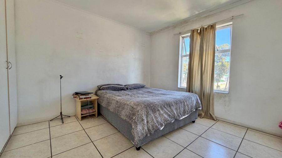 2 Bedroom Property for Sale in Guldenland Western Cape
